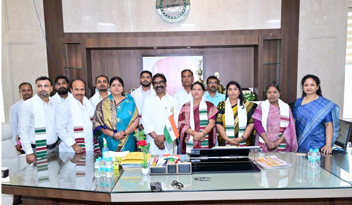 Bihar Legislative Council met CM Hemant Soren