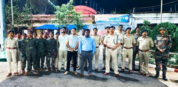 जेल के सभी वार्डों का किया निरीक्षण