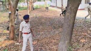 छावनी में तब्दील हुआ परिसर