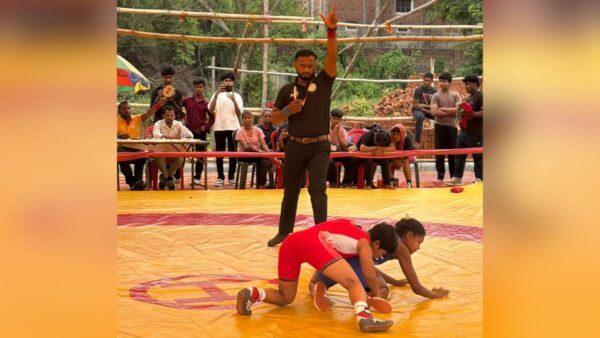 U-17 state wrestling competition