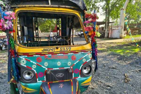 Pakur Accident