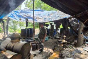 illegal Mahua liquor