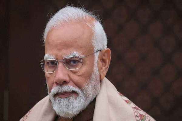 पीएम और कतर के अमीर ने की फोन पर बात
