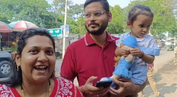 Arrived from Australia to eat Hazaribagh Footka
