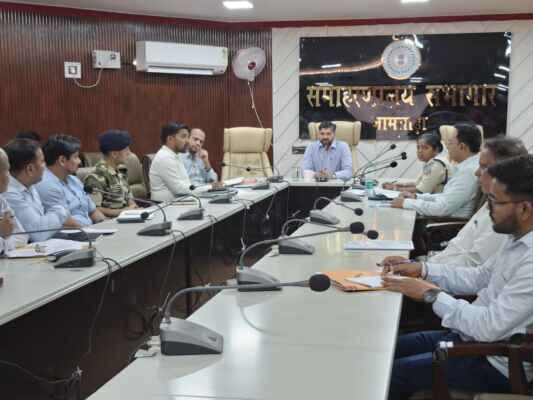 अवैध खनन पर सख्त हुए उपायुक्त