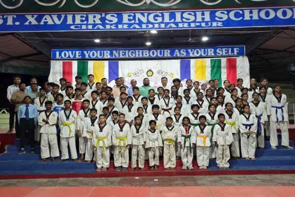 Chaibasa: Five-day Olympic sports competition concludes; medals awarded to Taekwondo competition winners.