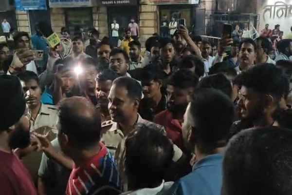 Jamshedpur: Youth dragged out of police van and beaten to death; Himanshu breathed his last at TMH.