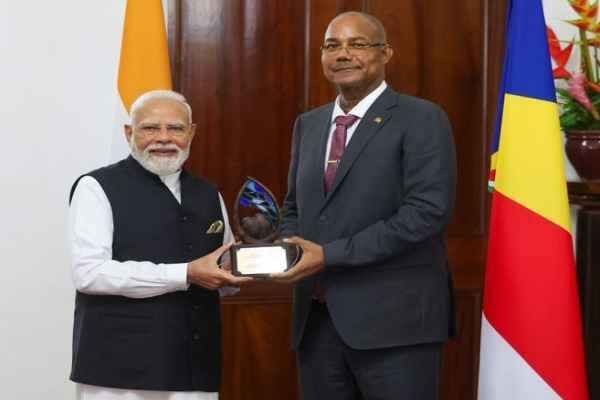 PM Modi's Seychelles visit: PM receives 'Guardian of the Blue Horizon' title, bilateral talks between the two countries