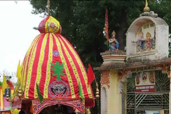 जमशेदपुर : बेल्डीह नागा मंदिर में धूमधाम से मना भगवान जगन्नाथ का स्नान महोत्सव