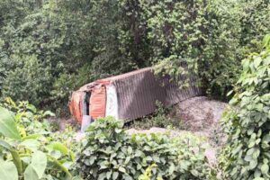 कोडरमा : कंटेनर अनियंत्रित