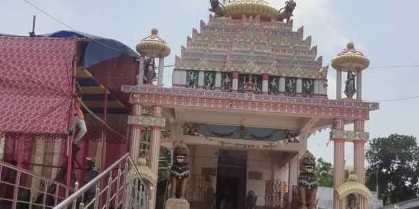 Jamtara: Lord Jagannath's bathing procession concluded with reverence at Fatehpur Jagannath Temple, devotees immersed in devotion