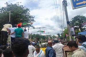 भाजपा कार्यालय घेराव 