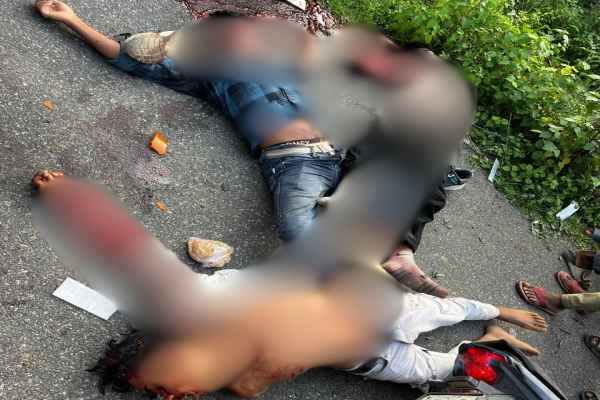 Palamu: Three youths riding a bike were hit by a Hiva, two died, one seriously injured.