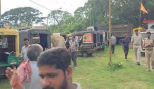 Bokaro: Traffic police launched a special checking drive against autos/totos, collected a fine of Rs 76,500.