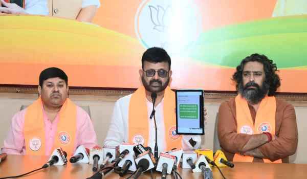 BJP taunts: Irfan police has become Jamtara khaki, unfortunate that DGP did not pick up the phone of state president Aditya Sahu