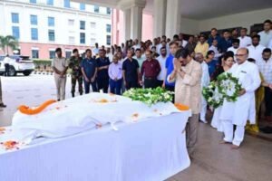 Chief Minister Hemant Soren paid tribute to former minister late Mannan Mallick.