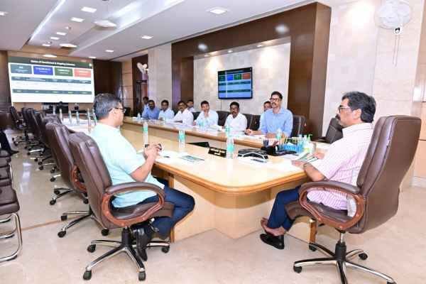 CM Hemant Soren in action: Officials will be held accountable for project delays; compromise on deadlines and quality is unacceptable.