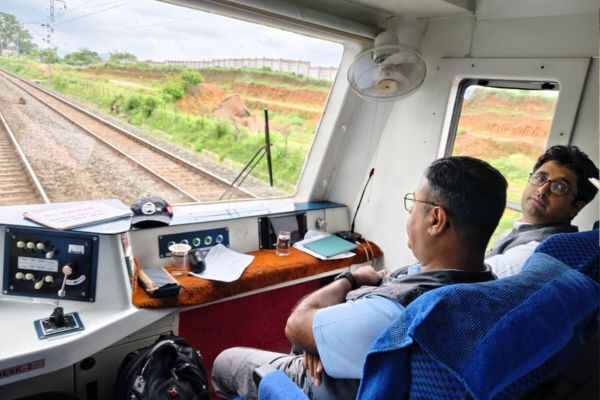 Dhanbad-Bandhua rail section