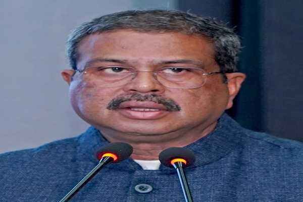 केंद्रीय शिक्षा मंत्री धर्मेंद्र प्रधान