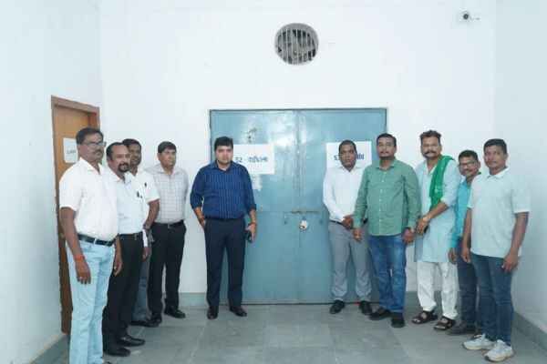 EVM warehouse