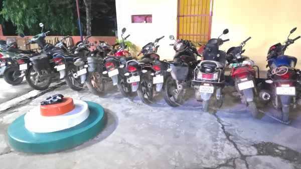 Bokaro: Police raid gambling den in Chas, 6 arrested