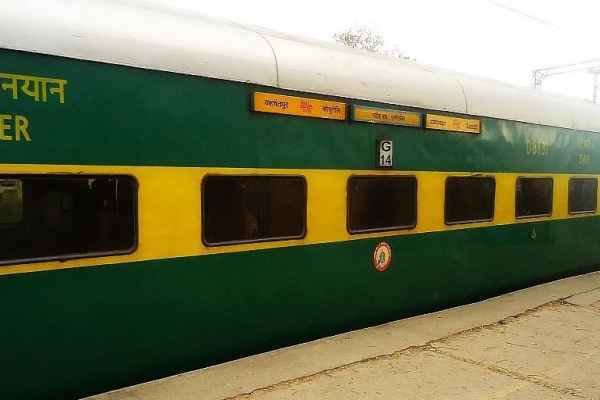Garib Rath or Risk Rath, fear of snakes in AC coaches