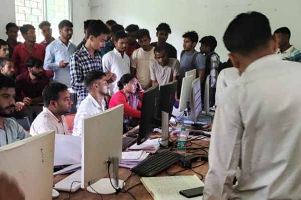 Giridih driving license camp