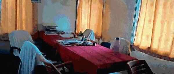 तीन महीने से दफ्तर में पसरा सन्नाटा, न फोन उठता है न फरियाद सुनी जाती है