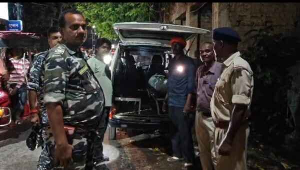 गिरिडीह के मकतपुर में खंडहरनुमा मकान से महिला का शव बरामद