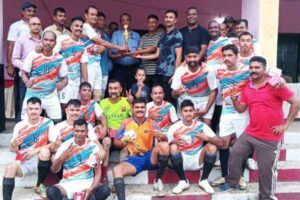 फुटबॉल मैच में विजेता बनी CISF टीम