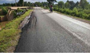 बनते ही उखड़ने लगा पातकुम-लावा मार्ग
