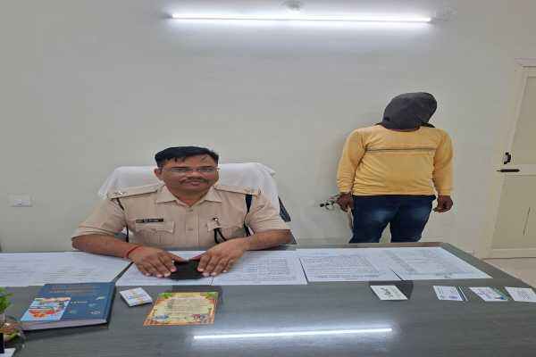ब्राउन शुगर की 14 पुड़िया के साथ पैडलर गिरफ्तार