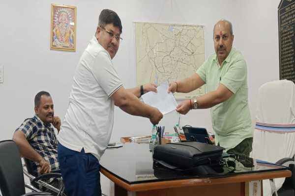 45 वर्ष से अधिक उम्र के कर्मियों की छंटनी पर फिलहाल रोक