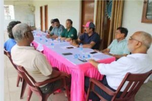 कराटे प्रशिक्षण शिविर में शामिल खिलाड़ी एवं अतिथि
