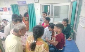 पलामू के गांधी मैदान में आवारा कुत्तों का आतंक