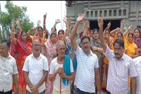 जियाडा को जमीन हस्तांतरण के खिलाफ आसंगी में ग्रामीण एकजुट