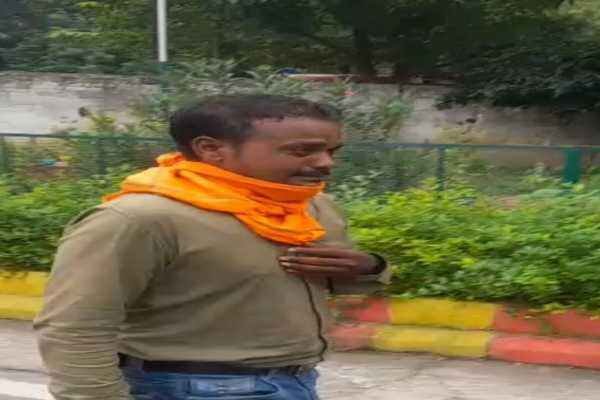 हिमांशु सिंह हत्याकांड का आखिरी फरार आरोपी भी पुलिस की गिरफ्त में, बिष्टुपुर थाना में किया सरेंडर