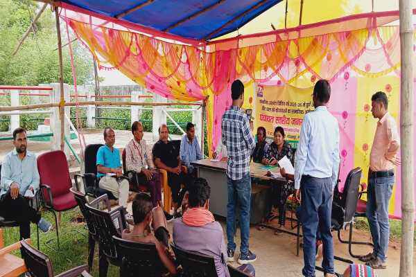 मनरेगा योजनाओं के सोशल ऑडिट को लेकर आयोजित पंचायत स्तरीय जनसुनवाई