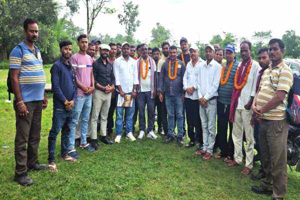नई कमेटी के गठन के बाद मौजूद संघ के प्रतिनिधिगण