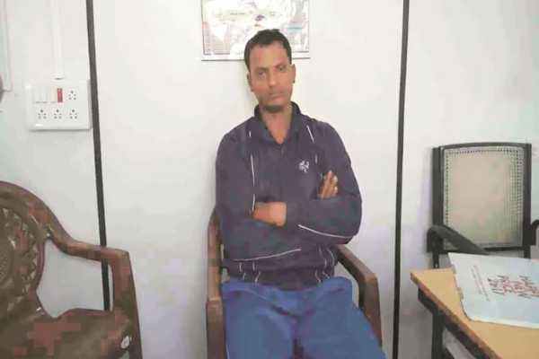 चतरा SP के आवास के सामने हत्याकांड