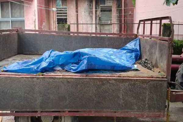 पोस्टमार्टम के लिए भेजा गया शव