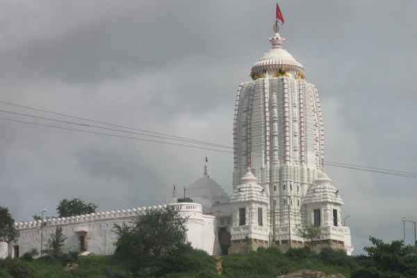 Mahaprabhu returns to the main temple from Mausibari: The grand festival concludes with the supernatural Ghurati Rath Yatra, the land of Jharkhand is drenched in devotion.