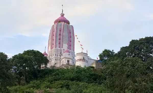Mahaprabhu returns to the main temple from Mausibari: The grand festival concludes with the supernatural Ghurati Rath Yatra, the land of Jharkhand is drenched in devotion.