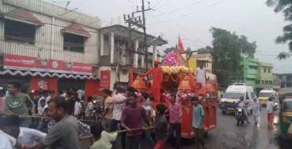 Saraikela: Ghura Rath Yatra took place amidst heavy rain, enthusiasm among devotees