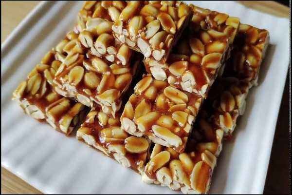 Jaggery and Almond Chikki