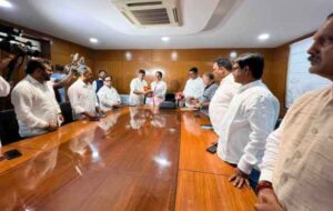 Jharkhand in-charge K. Raju said bluntly, "Congress will protect the rights of every voter."