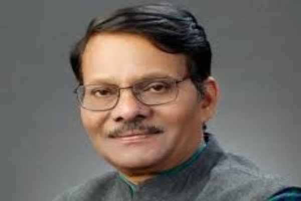 K. Raju supported the Finance Minister's stance, demanding that officials respect public representatives and raising serious questions about the bureaucratic functioning.