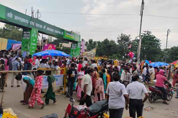 Ranchi: Pickpocketing and mobile snatching gangs active at Rath Mela, dozens of people fall victim