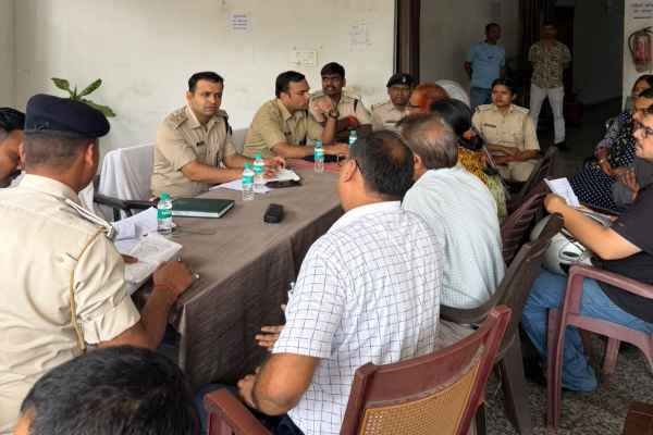 Ranchi Police's 'Public Grievance Resolution Program' resolved 160 cases on the spot, promptly filed FIRs for serious crimes, and the SSP personally heard the grievances of ordinary people.