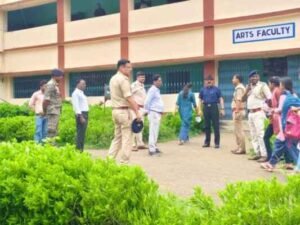 Ramgarh Police launches major women's safety campaign: Foot patrols outside schools and colleges under the "Prahari" initiative, cracking down on miscreants.